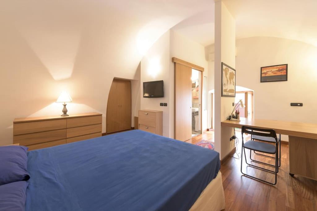 Traditional Apartment In Old City Bari Exterior foto