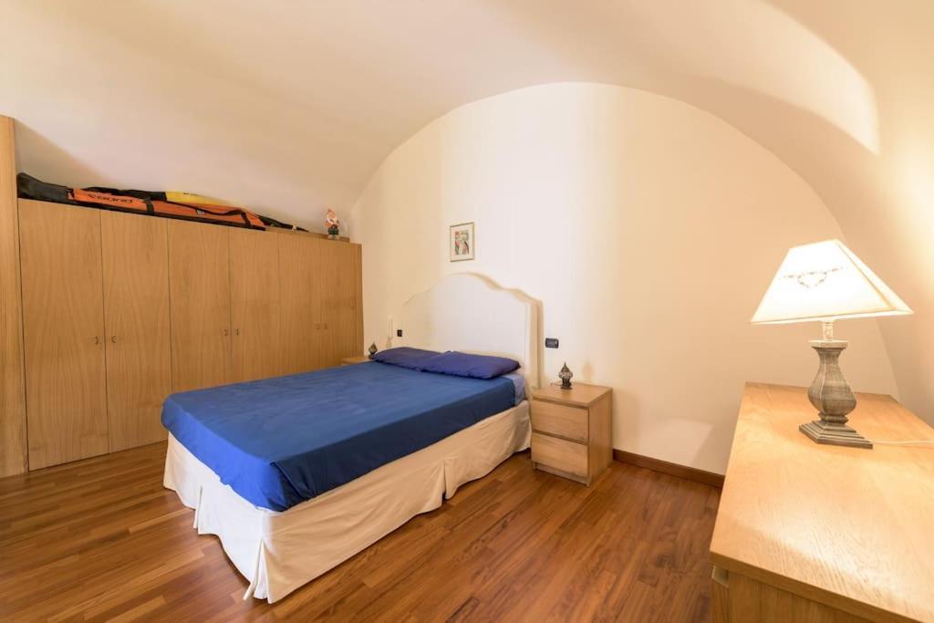 Traditional Apartment In Old City Bari Exterior foto